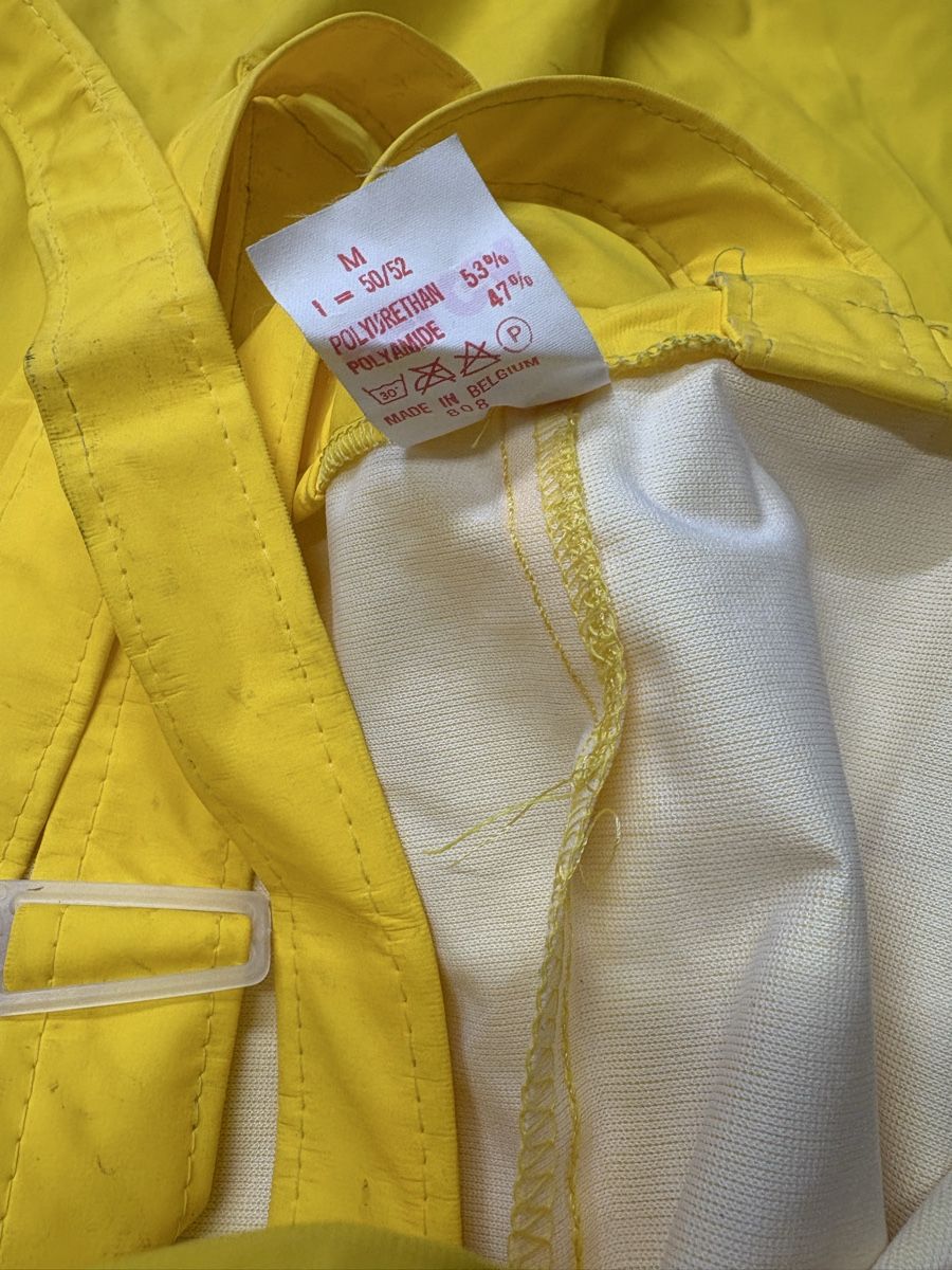 Anzüge, Sport- & Funktionsanzüge: Regenschutz Gelb Grösse M – Gebraucht aus Richterswil von Martin01016 1