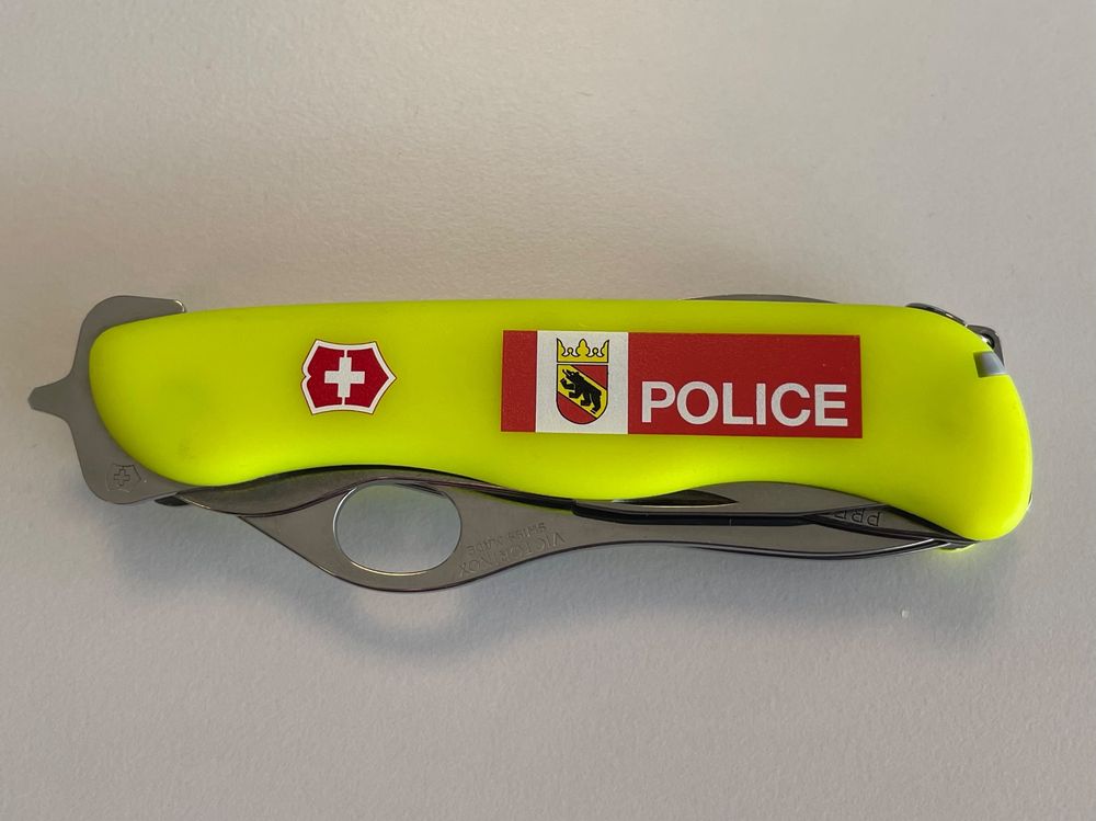 Segnatavolo con testo personalizzato / Nomi città centrotavola