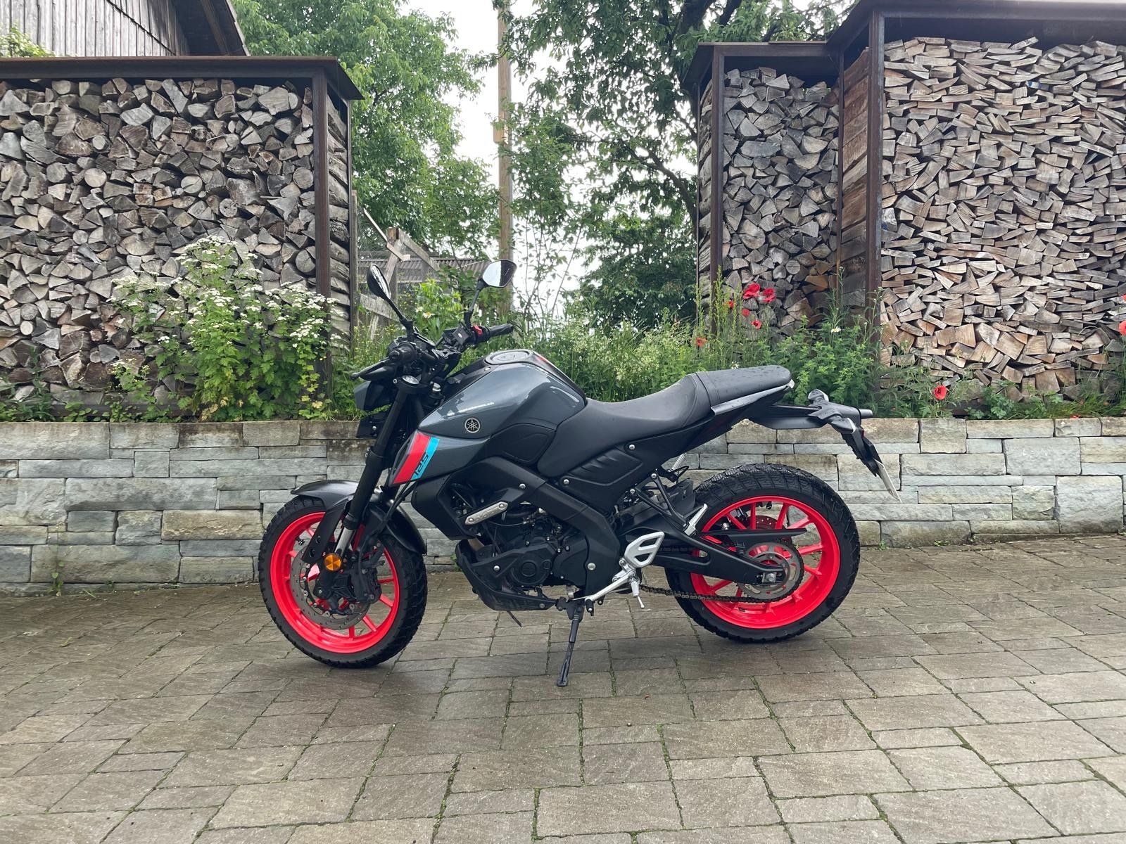 Yamaha Strada: Yamaha MT 125 – Usato da Langrickenbach venduto da Tari02