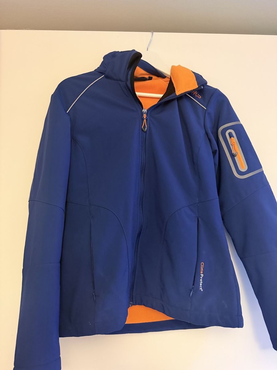 CMP Mäntel: Cmp Softshelljacke in dunkelblau – Gebraucht aus Pfeffingen von hai_9k7w 2