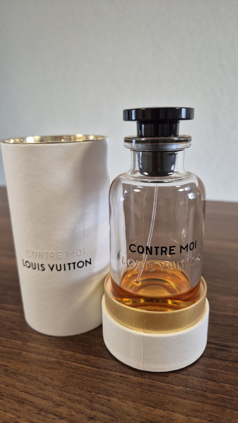 Louis Vuitton Profumi & Eau de Toilette: Contre Moi Louis Vuitton Parfum 100ml – Usato da Oberentfelden venduto da Principessa75 1