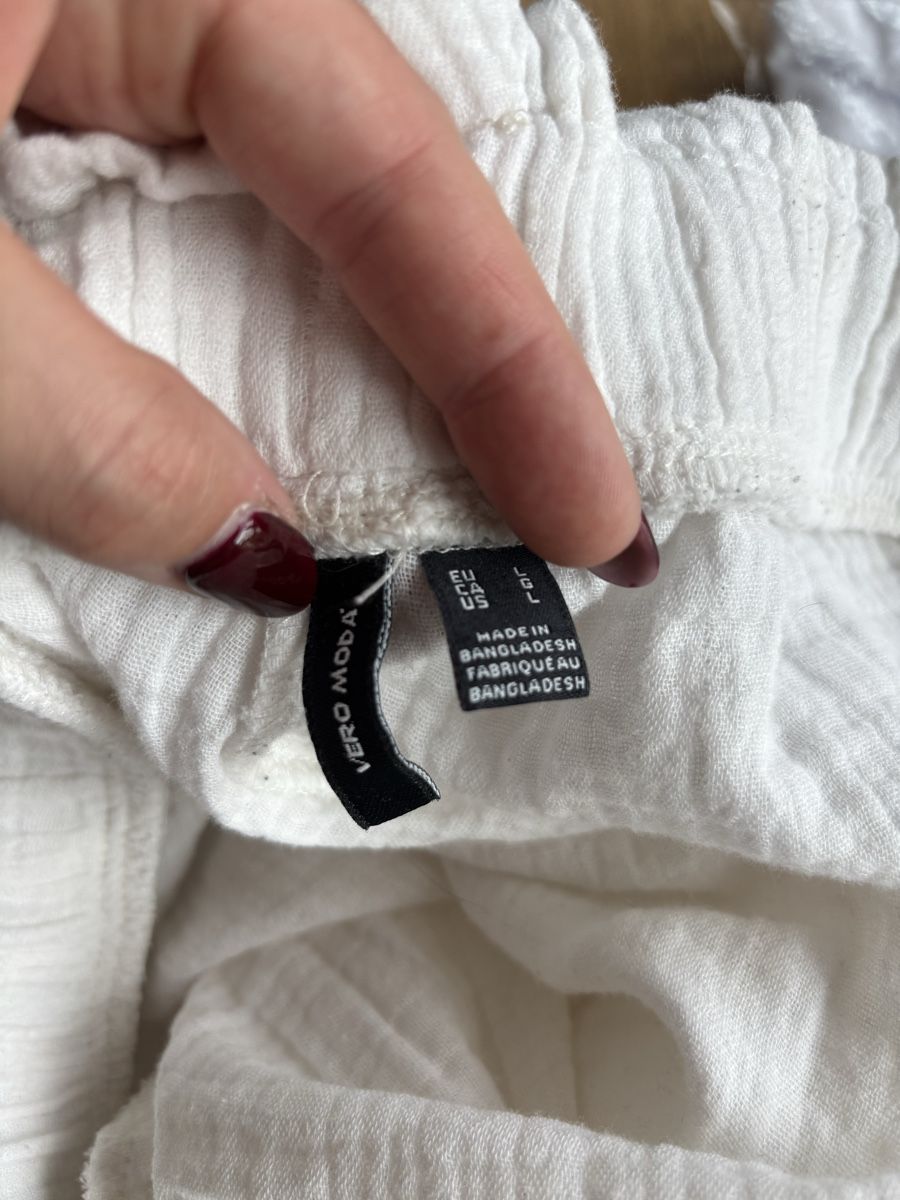 Pantaloni: Hose – Usato da Winterthur venduto da Fabunzkel 2