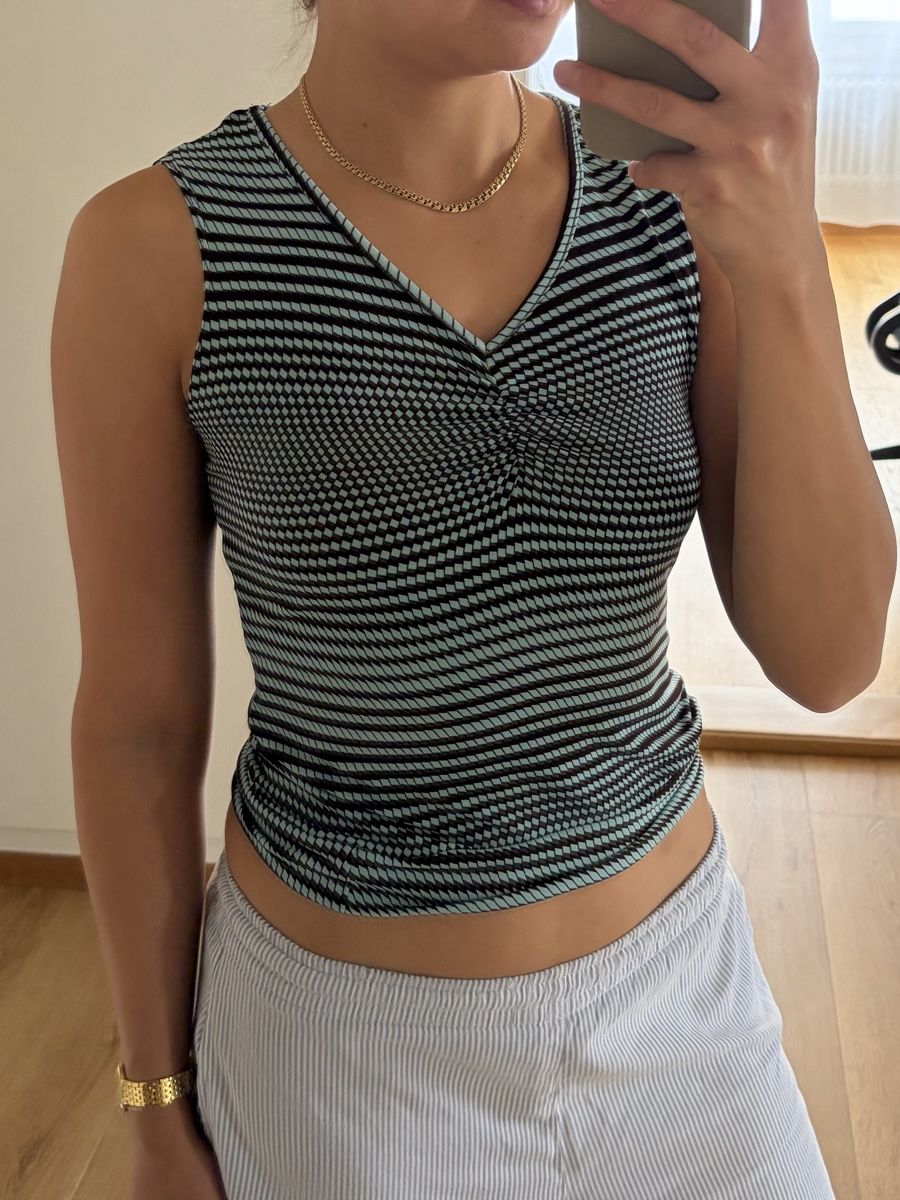 Tops: Damen Top Zn Gr. S – Gebraucht aus Bern von Schagunia 2