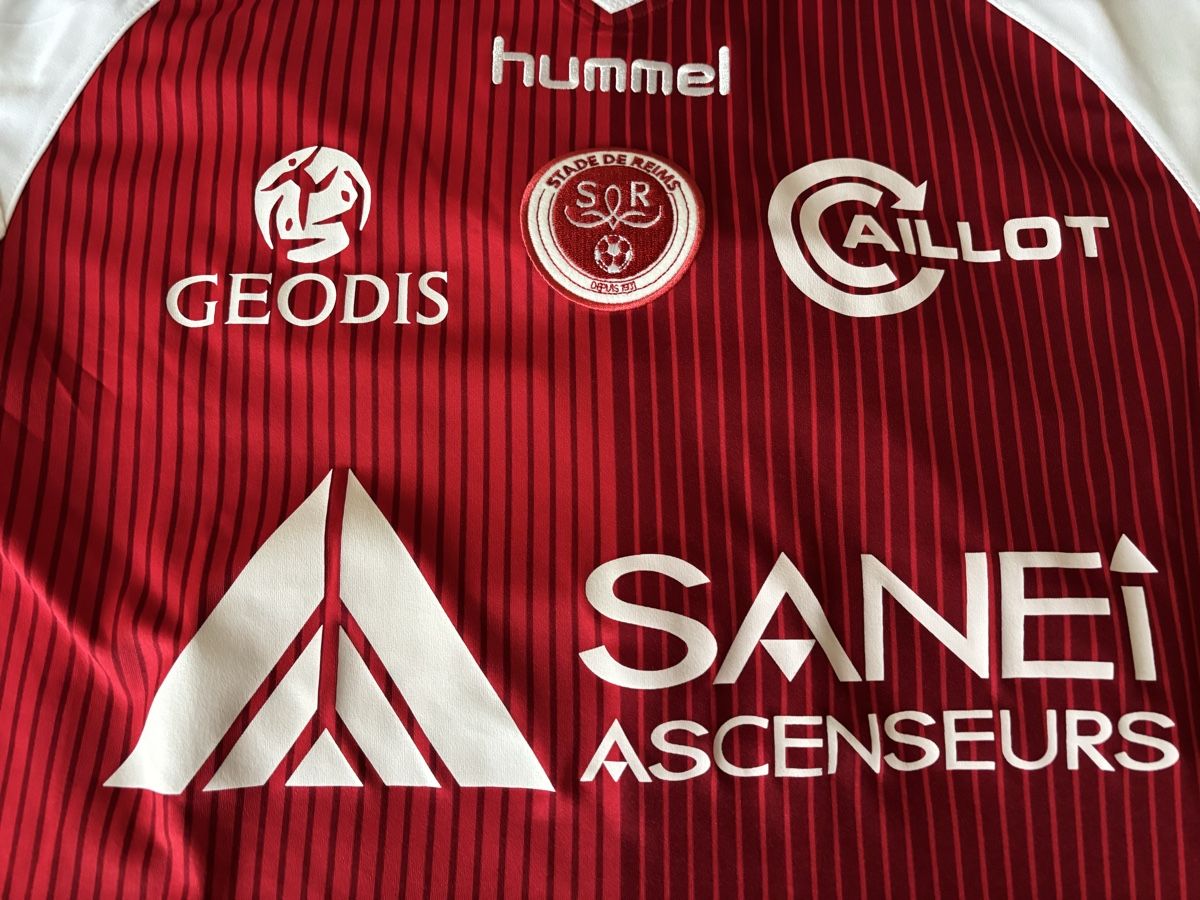 Hummel Canottiere & Pantaloni: Stade de Reims n14 maillot  – Usato da Le Grand-Saconnex venduto da focamix 1