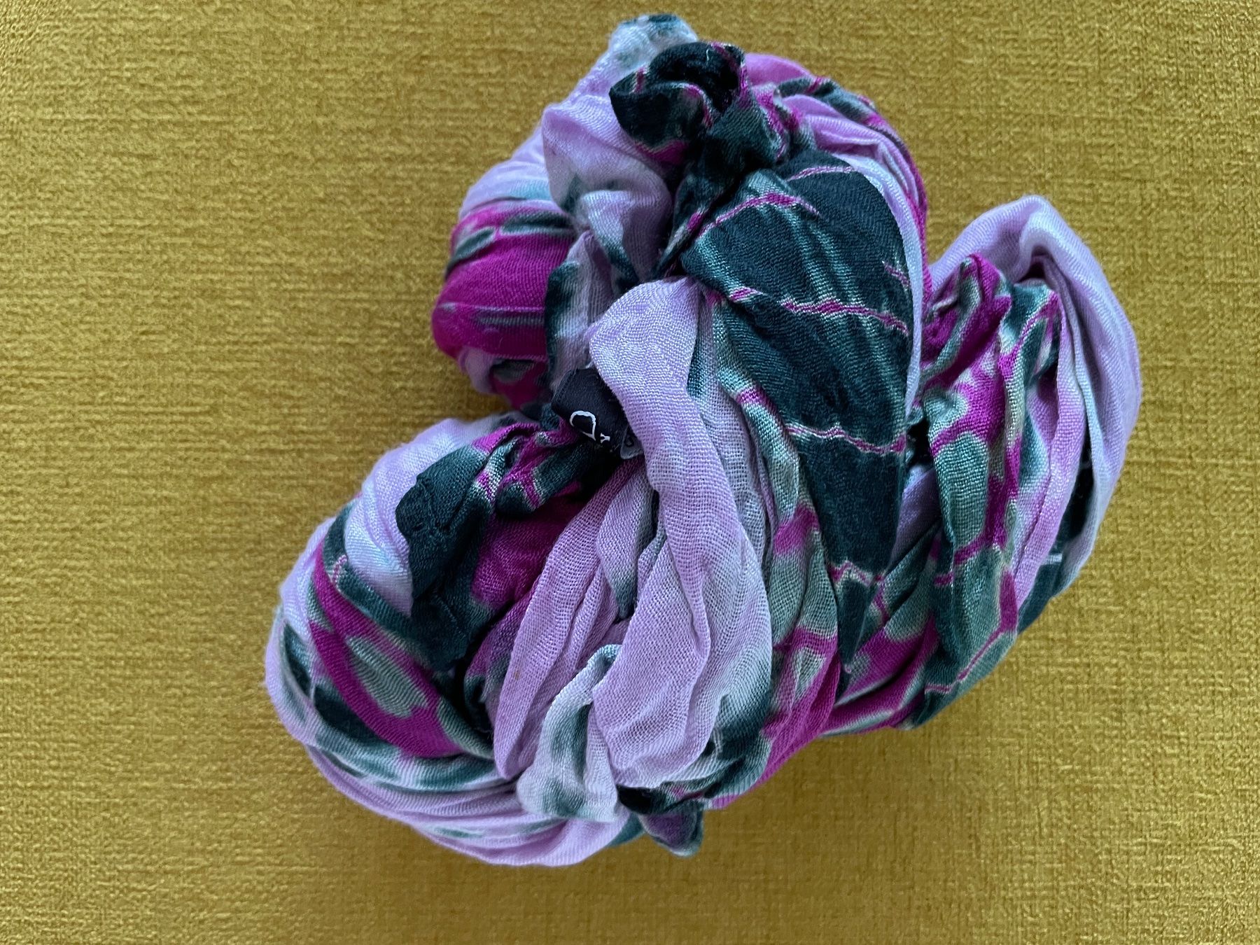 Foulard & Sciarpe: Soaked Damenschal – Usato da Feusisberg venduto da Mila1122