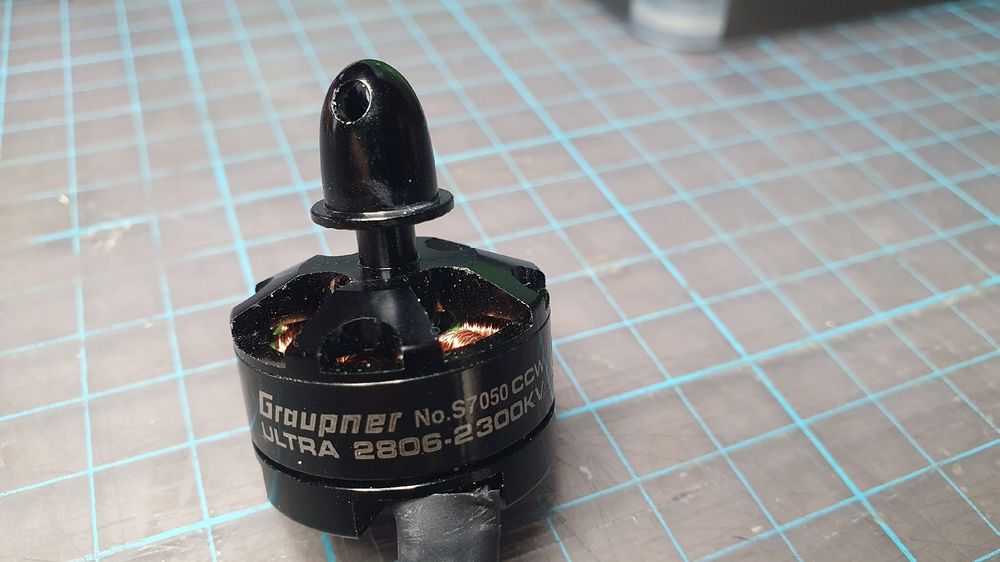 Graupner ULTRA 2806-2300KV Brushless Motor CCW (Gebraucht) in Hausen AG ...