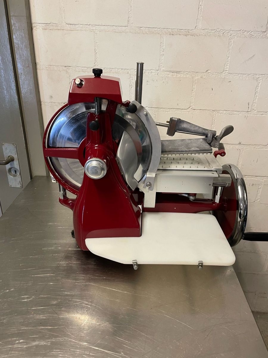 Elettrodomestici da cucina: Aufschnittmaschine – Usato da Rupperswil venduto da Tinka88