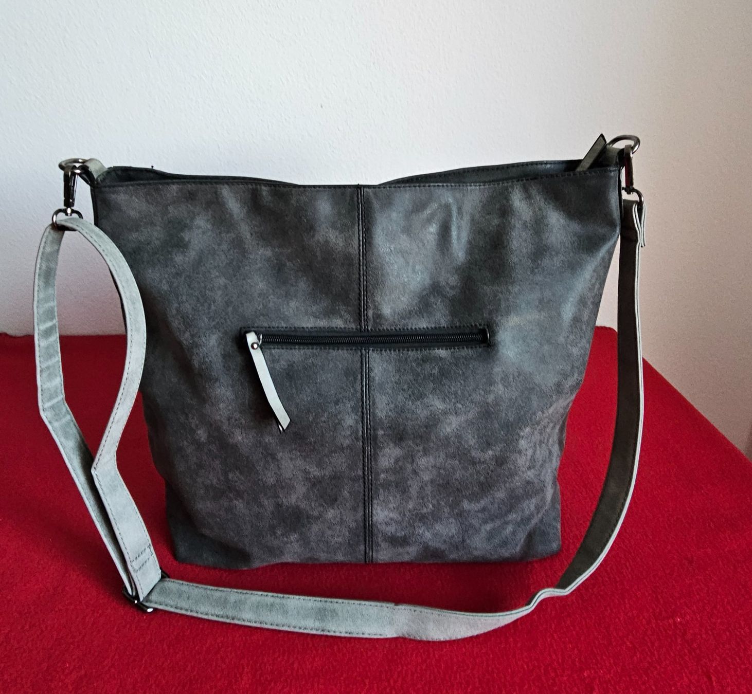 Borse da donna: *Kate Gray* Damen Umhängetasche – Usato da Bronschhofen venduto da David80 1