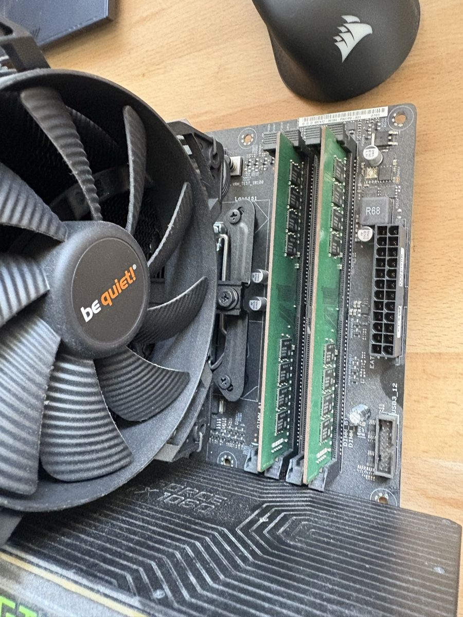 PCs: PC Funktioniert ohne Netzteil  – Gebraucht aus Adliswil von van_yrp8 2