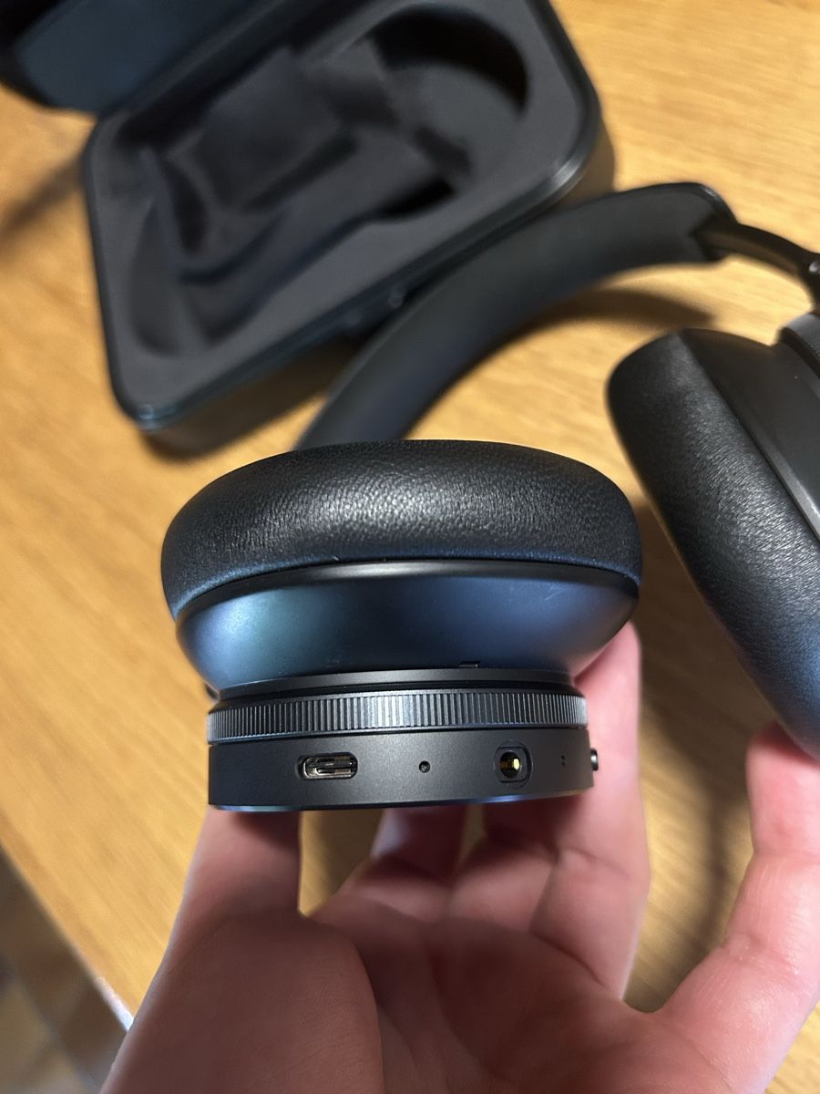 Bang & Olufsen Cuffie: Kopfhöhrer Bang & Olufsen Beoplay H95 – Usato da Wichtrach venduto da tamytamy 3