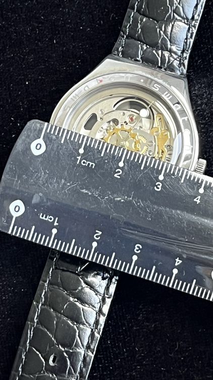 Swatch Montres: Swatch Automatik Herrenuhr Skeleton Optik – D'occasion à Grenchen par chththl 2