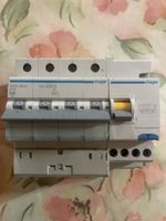 Disjoncteur Hager ADA 462C C16 