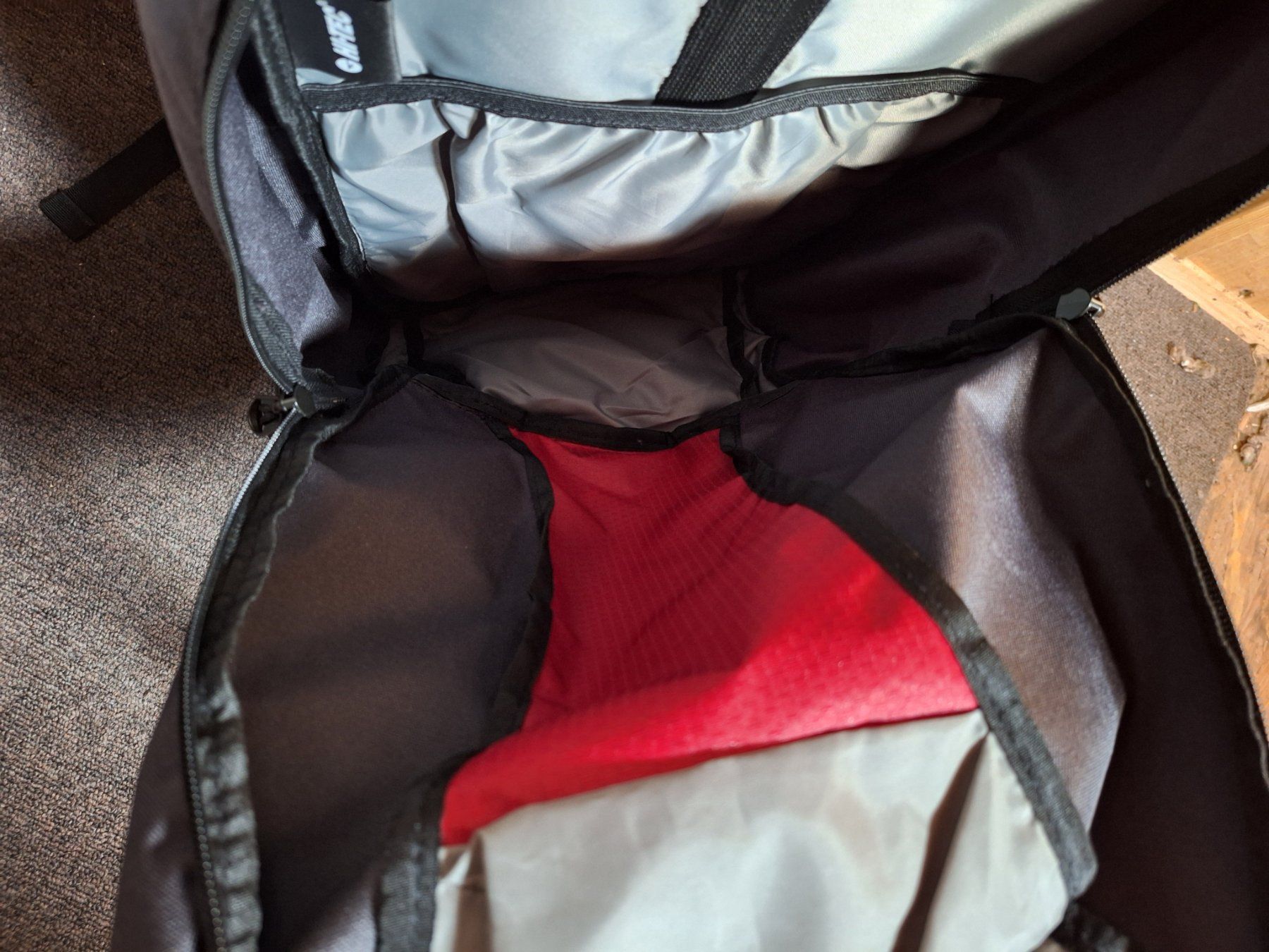 Hi-Tec Rucksäcke: Rucksack – Neu und originalverpackt aus Wegenstetten von mcfly321 3