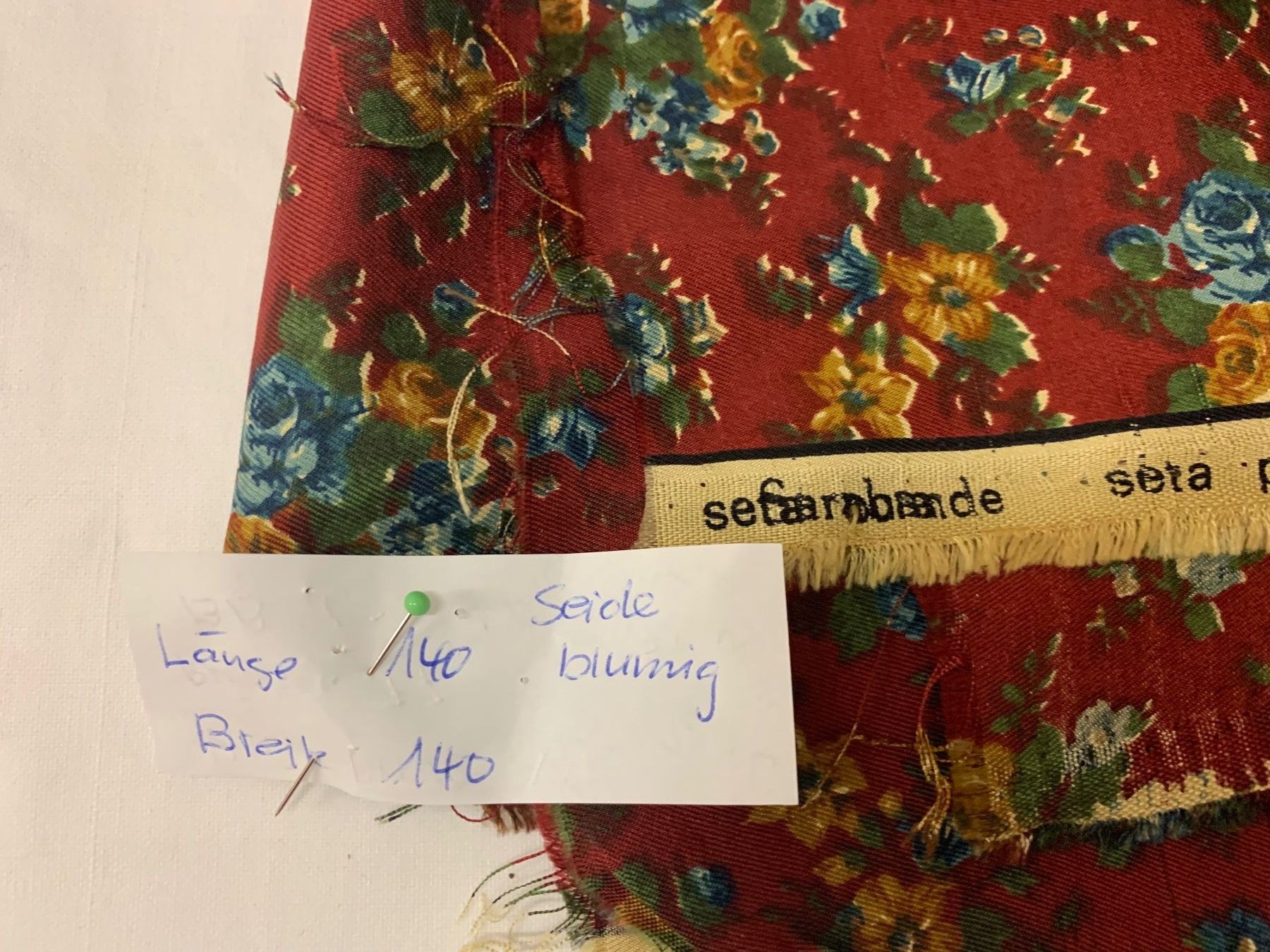 Tessuti: Stoff Seide 135x135 – Nuovo (secondo la descrizione) da Schwändi b. Schwanden venduto da Akuritas907 1