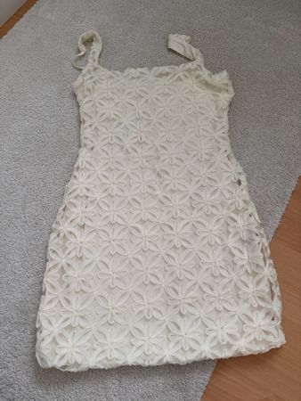 Sommerkleid weiss mit Blumenmuster
