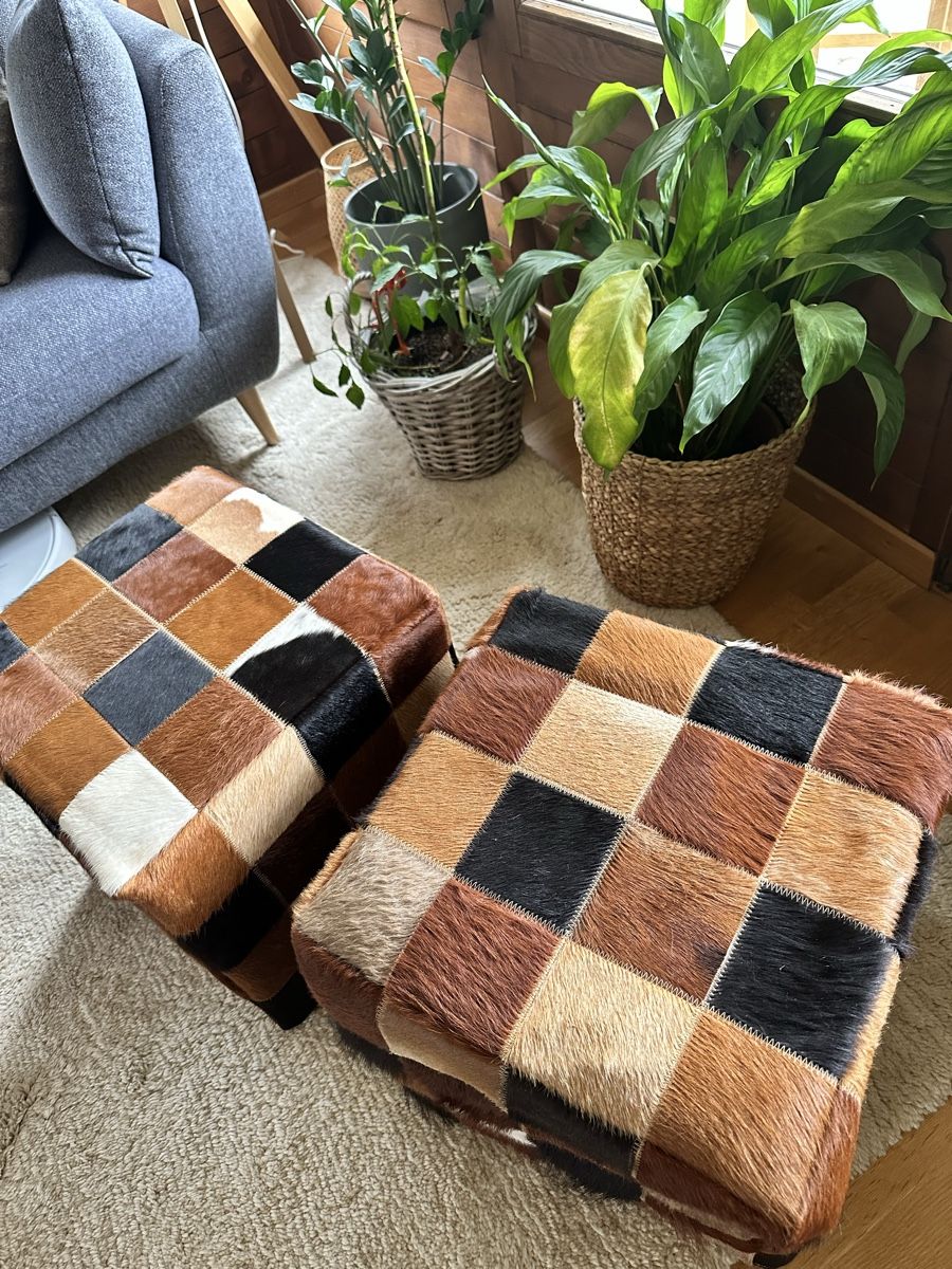 Ikea Sgabelli: 2 Sitzhocker Kuhfell – Usato da Volketswil venduto da julena2910 1