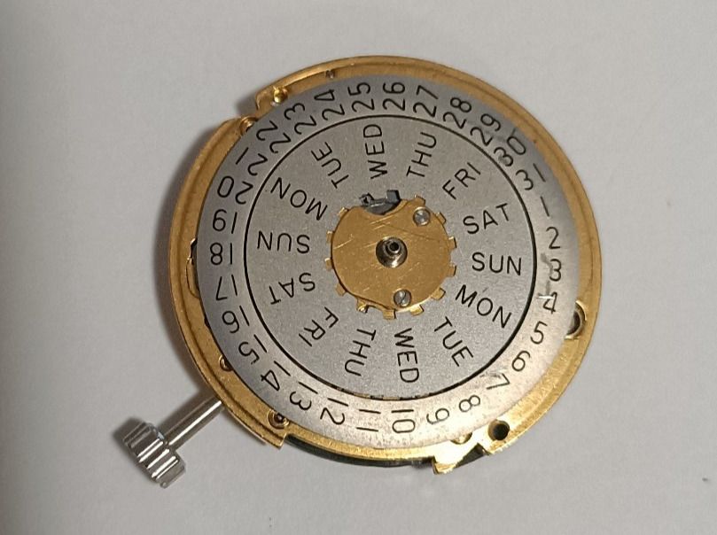 Montre Bulova Accutron Quartz Daydate - Calibre 2182F, Occasion Avec Défaut(s)