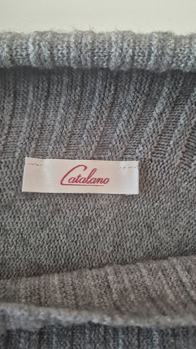 Maglioni & Felpe: Damen Pullover Couleurs grau Stehkragen gebraucht – Usato da Allschwil venduto da lor_s7nz 3