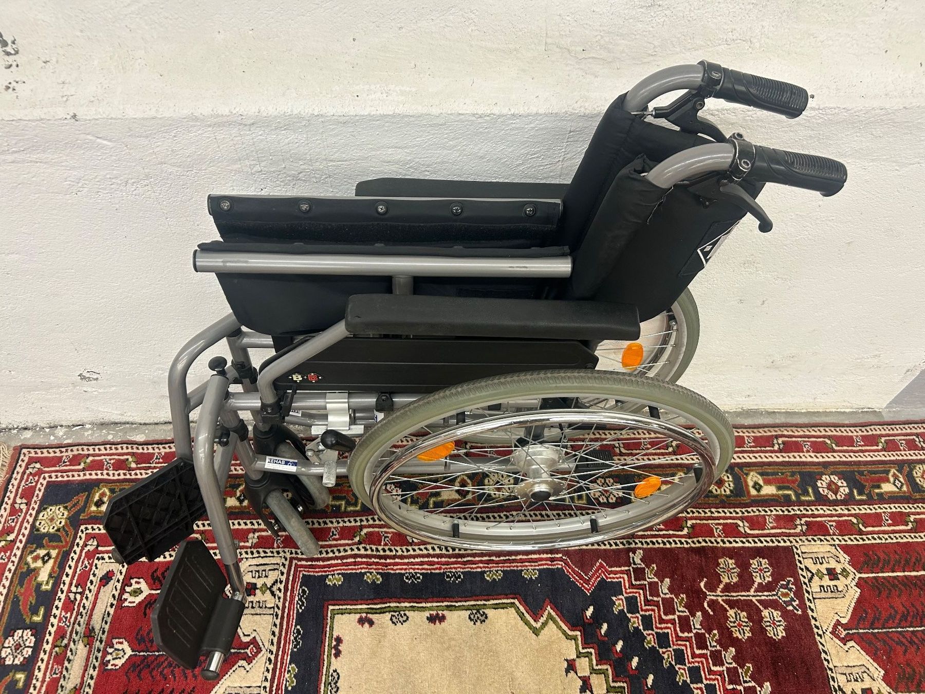 Sedie a rotelle: Rollstuhl von B & B zusammenklappbar – Usato da Zürich venduto da Levelart 7