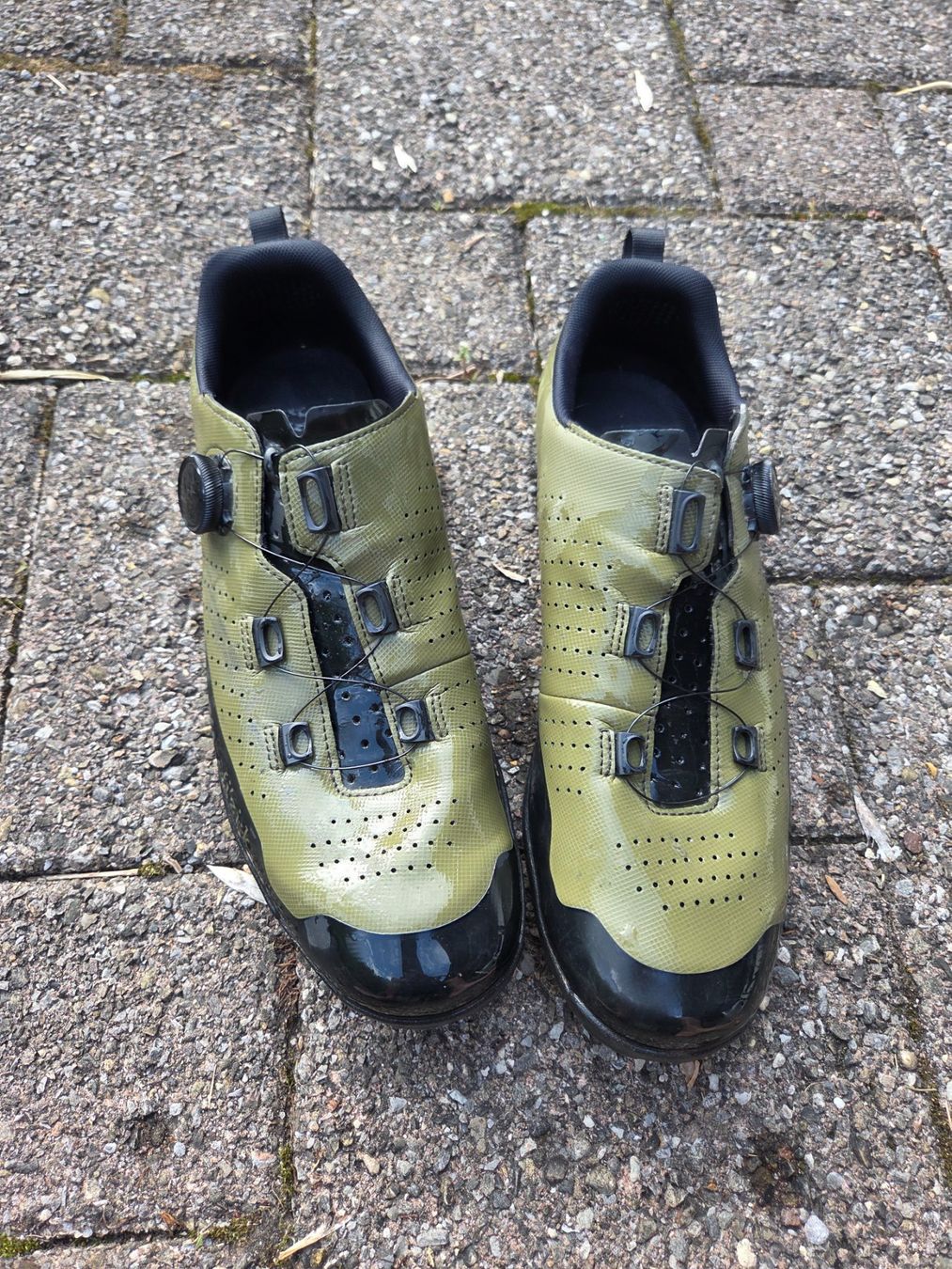 Fizik Scarpe da uomo: Fizik Terra Grösse 44 – Usato da Haslen GL venduto da Fischli01119