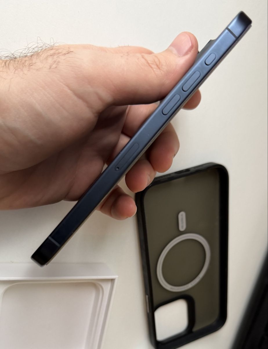 Apple Handys / Smartphones: Iphone 15 Pro Max 256 GB – Gebraucht aus Spreitenbach von Erjon_bu 1