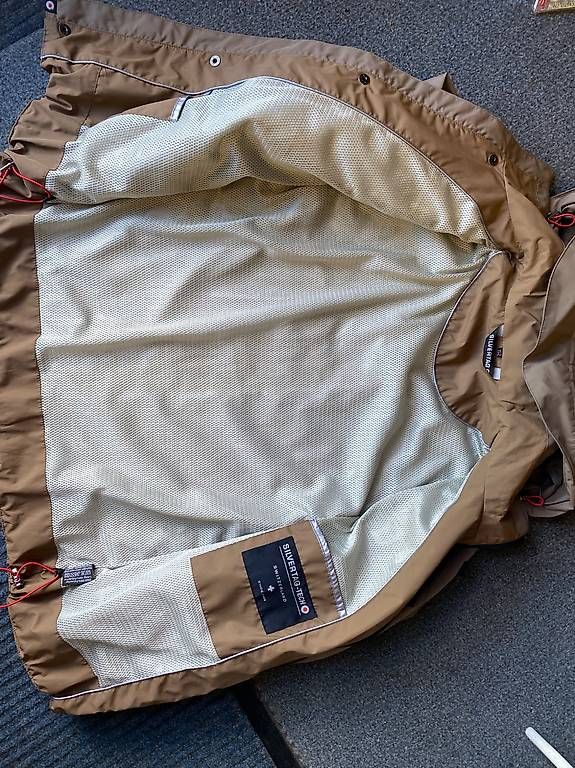 Vestes & Manteaux: Silvertag Tech Regenjacke – D'occasion à St. Gallen par Konstanza 3