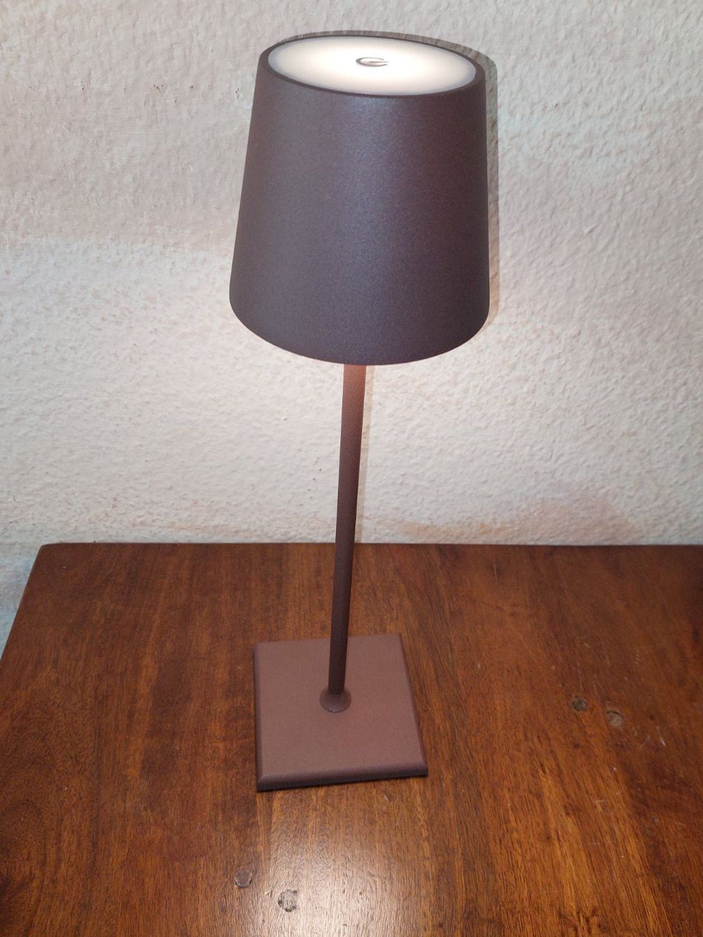 Lampen: LED Tischlampe aus Metall, stufenlos dimmbar – Neu (gemäss Beschreibung) aus Zürich von makimakimak 2