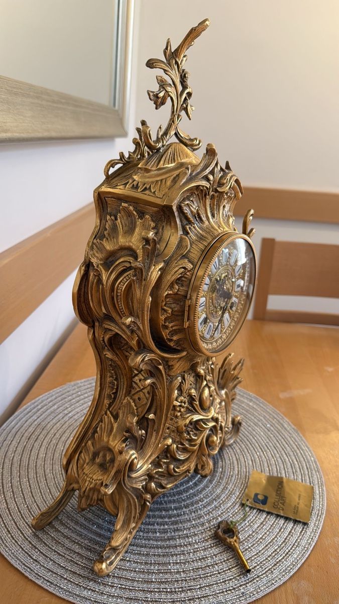 Orologi da terra & Orologi da parete: Antike Uhr, Messing mit Verzierung – Usato da Wollerau venduto da Loli-04 1