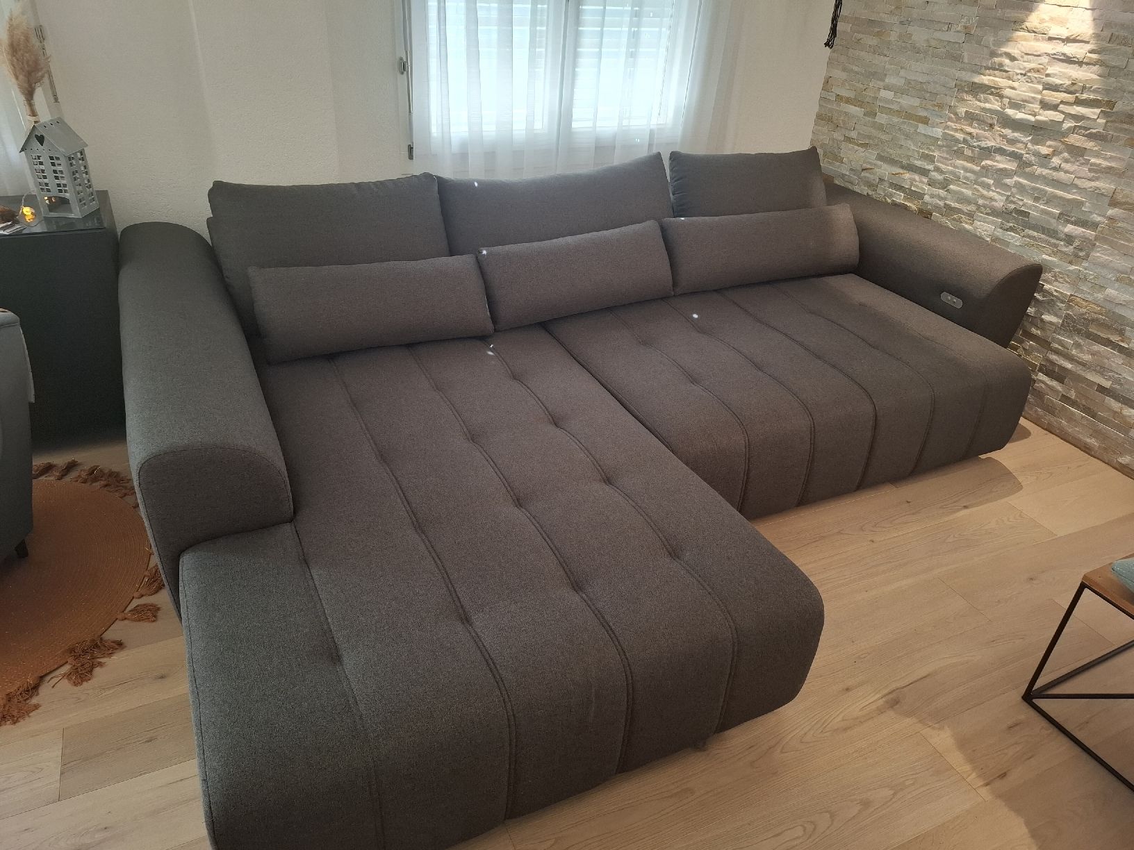 Divani: Ecksofa 3.03m x 2.2m – Usato da Fischbach-Göslikon venduto da don.haeusermann