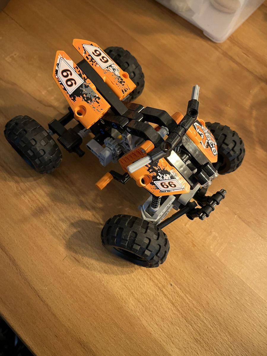 Lego Giocattoli: Lego Technic Quad – Usato da Lenzburg venduto da eljare