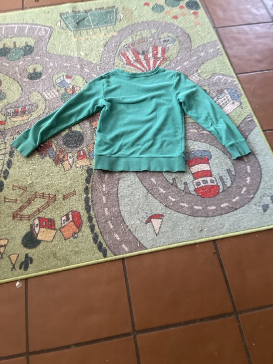 H&M Pulls et sweat-shirts: Düner Pullover – D'occasion à Höri par irm_77tv 1