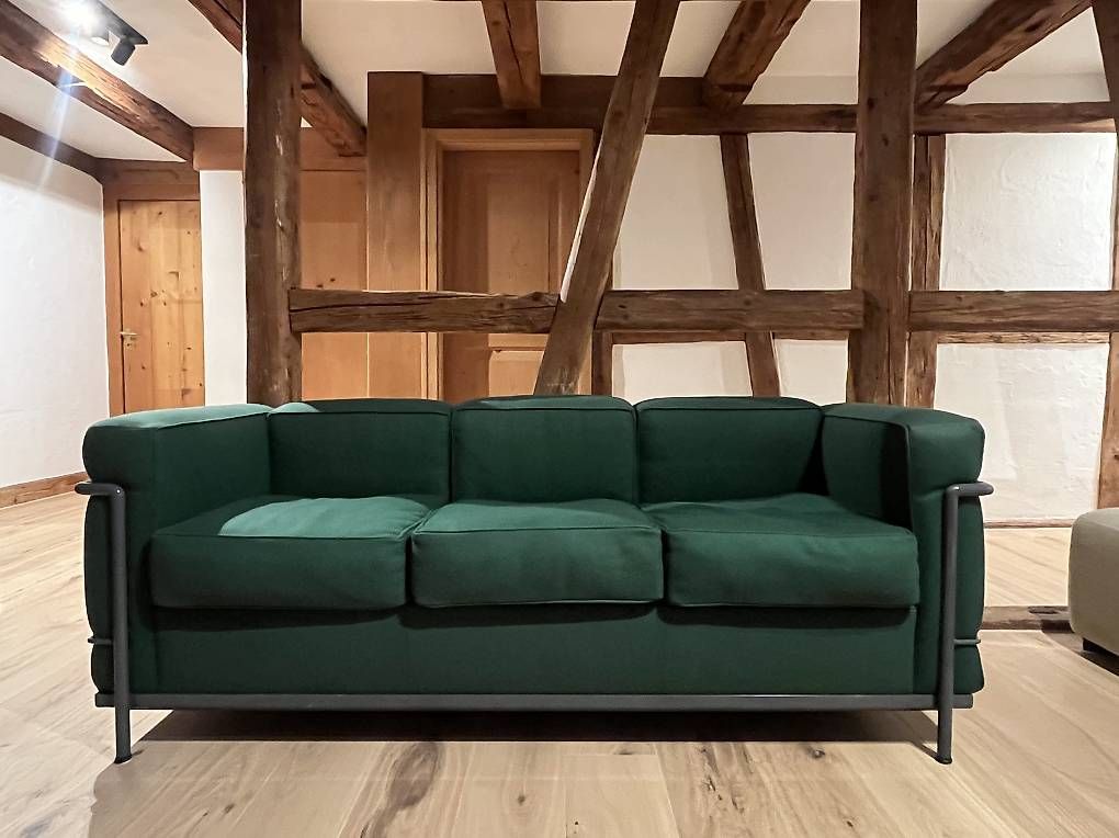 Divani: Cassina Le Corbusier LC2 3-Sitzer – Usato da Ehrendingen venduto da L_Frei 1