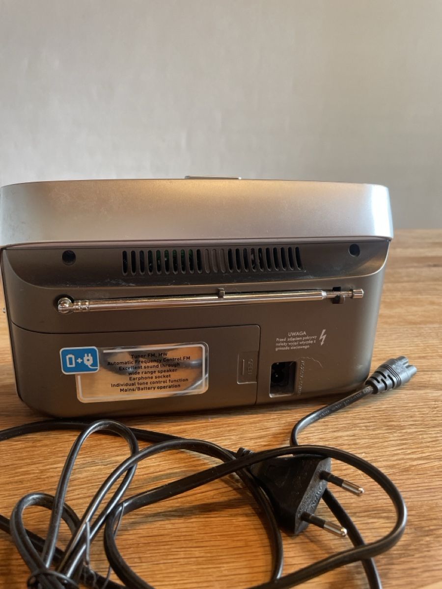 Grundig Radio: Grundig Radio – Usato da Freidorf TG venduto da ibipatria 1