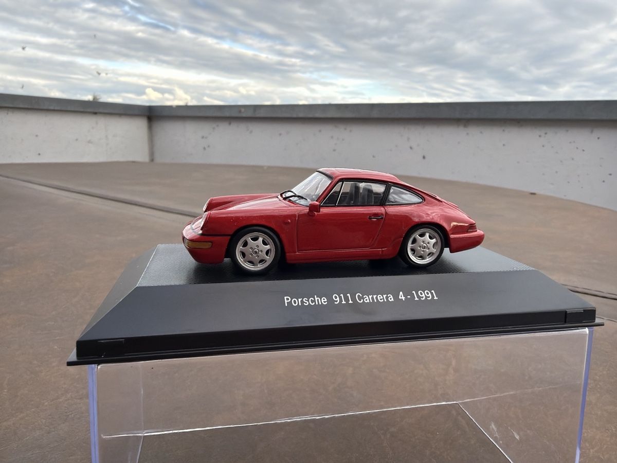 Voitures modèles: Porsche 964 Carrera 4 indischrot - 1/43 – D'occasion à Wolfwil par Rolex1 1