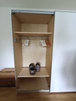 Kleiderschrank 