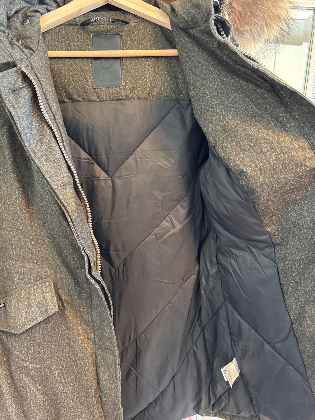 Giacche: Airforce Winterjacke Gr. M mit Kunstpelz – Usato da Reinach BL venduto da SophiesFundgrube 2