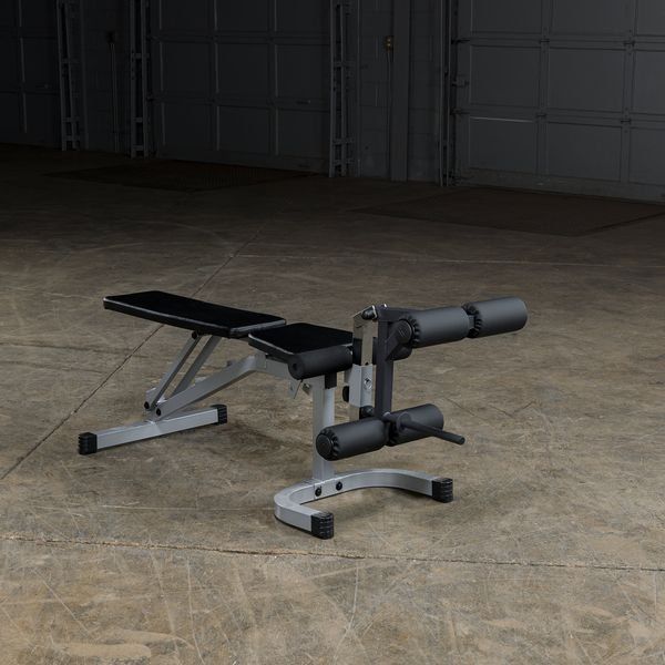 Hometrainer: Body-Solid GFID-31B Incline Decline Bench inkl Leg Developer – Usato da Zürich venduto da zotac 4