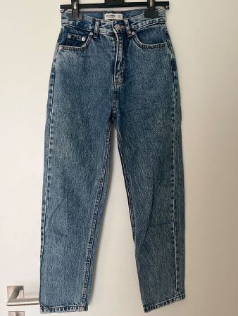 Jean Femme Mom PULL&BEAR T32 Parfait Etat