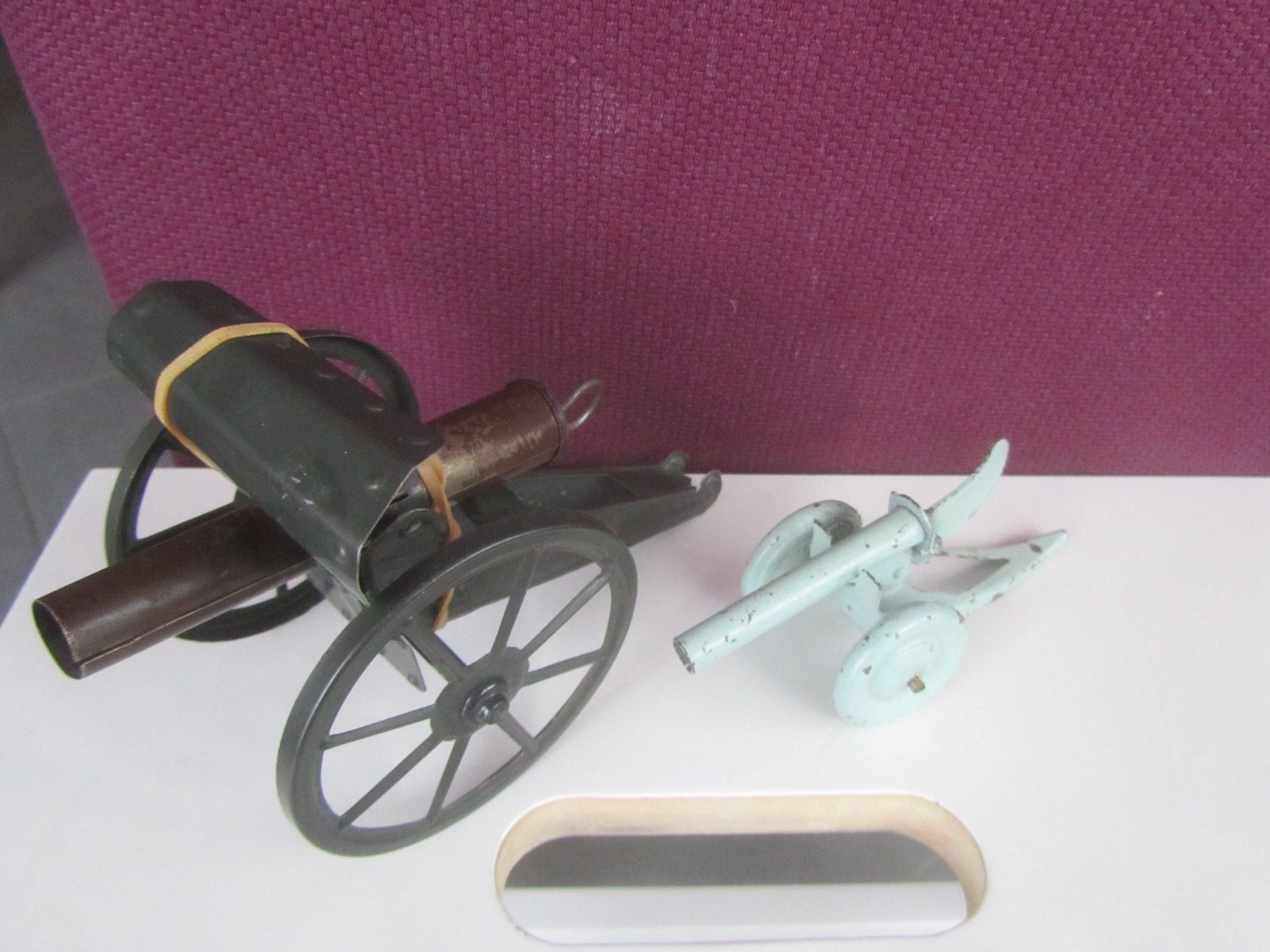 Spielzeuge: lot de 2 canons jouet anciens – Gebraucht aus Pampigny von Calypso06 1