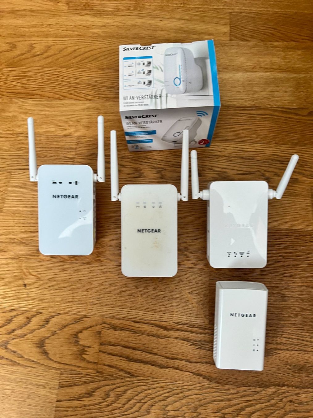 Verstärker: WLAN Verstärker Set Netgear Silvercrest gebraucht – Gebraucht aus Rüegsauschachen von bueti68