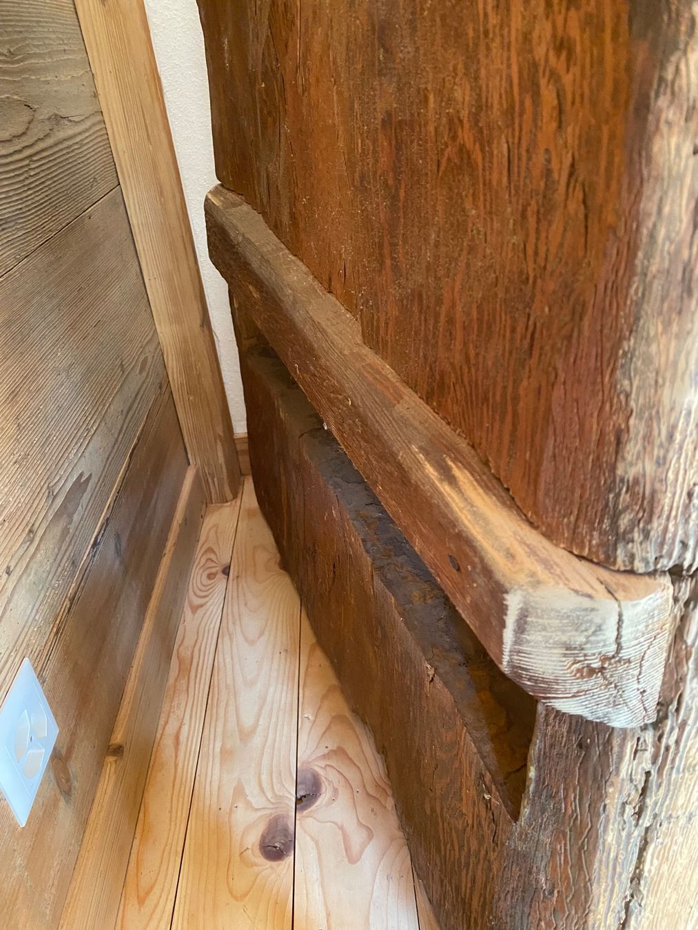 Articoli in legno: Käsebressel – Usato da Lenk im Simmental venduto da gwustu 3