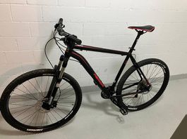 Merida Mountainbike Fully in Schwarz