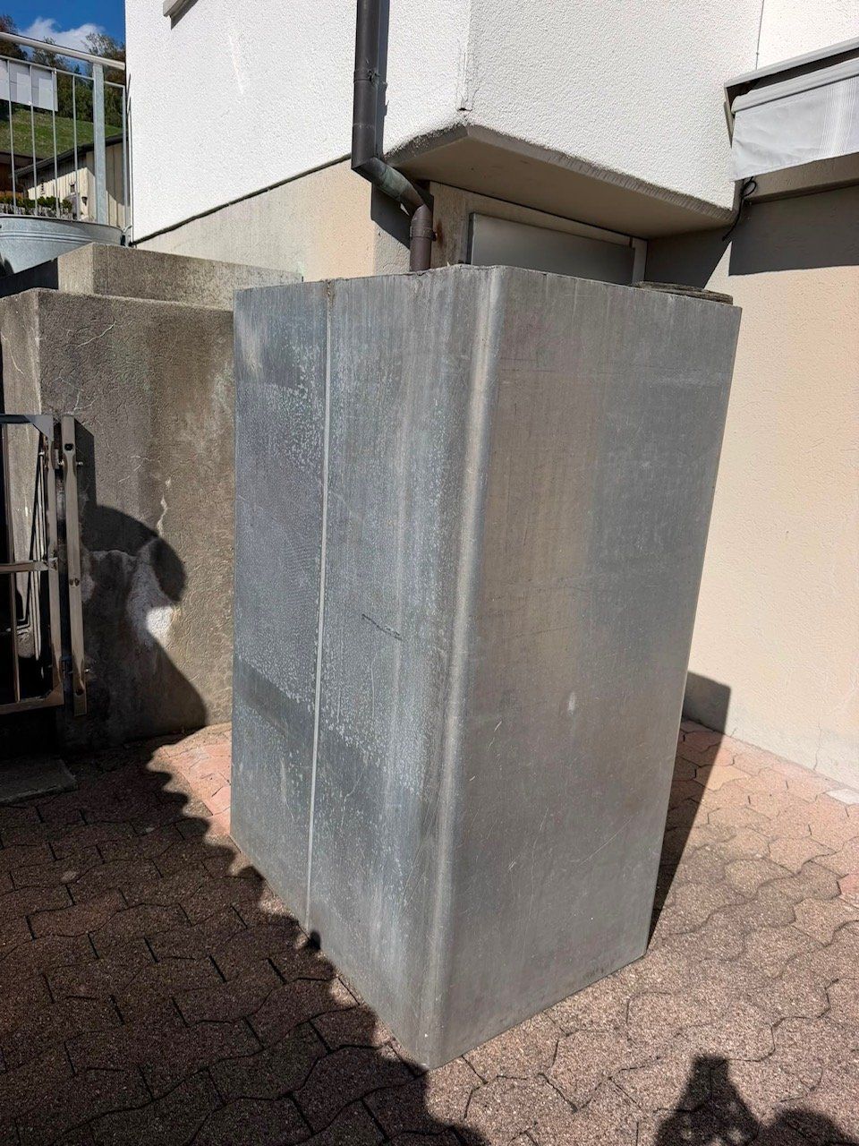 Accessori per altri veicoli: Aluminiumtank 1000 Liter – Usato da Eschenbach SG venduto da Autobr