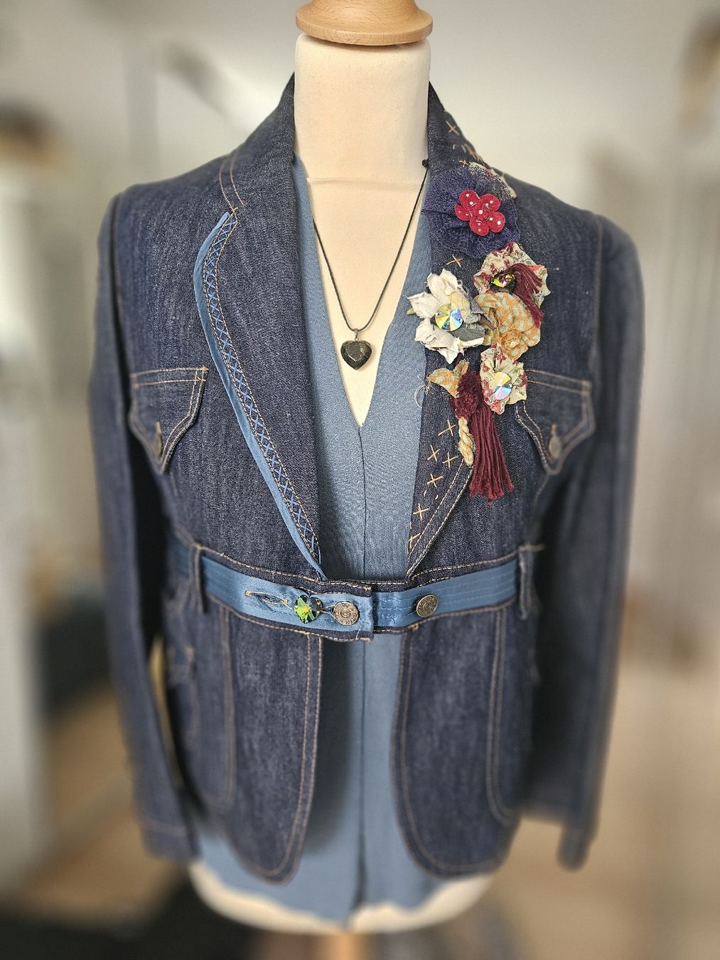 Jacken: Blazer jean marque Tricot Chic T42 – Neu (gemäss Beschreibung) aus Cheyres von Karine-Schweiz 1