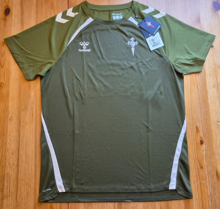 Celta Vigo Trainingsshirt Hummel NEU Gr. L Spanien Fussball