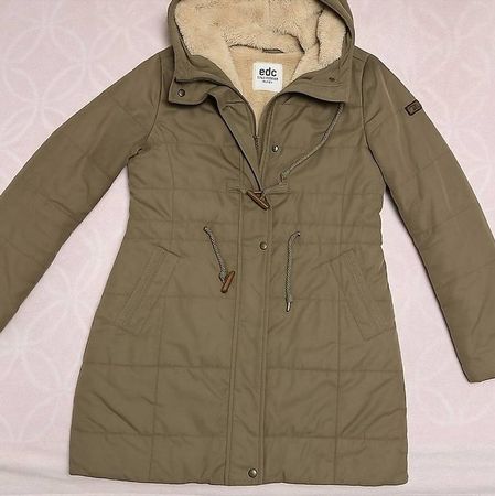 Winterjacke von EDC, Grösse M, Top Zustand, Damen Jacke
