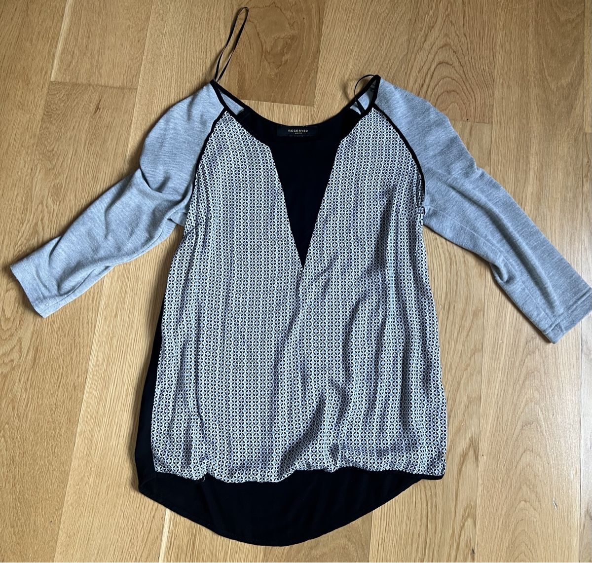 Camicette: Bluse Reserved Gr. 34 – Usato da Zollikerberg venduto da Huglina