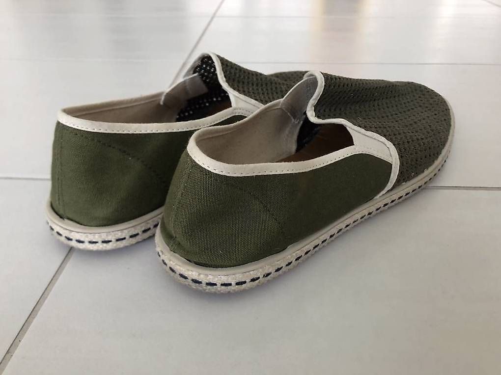 Scarpe da uomo: Espadrilles  khaki 42-43 – Usato da La Tour-de-Trême venduto da Txertxi 2