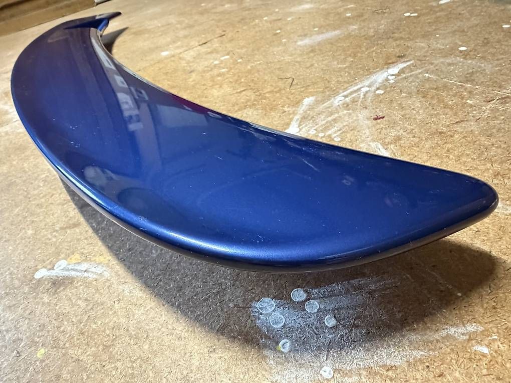 Saab Tutti pezzi di ricambio auto: Saab 9-3 Aero Heckspoiler – Usato da Weisslingen venduto da Avocet 1