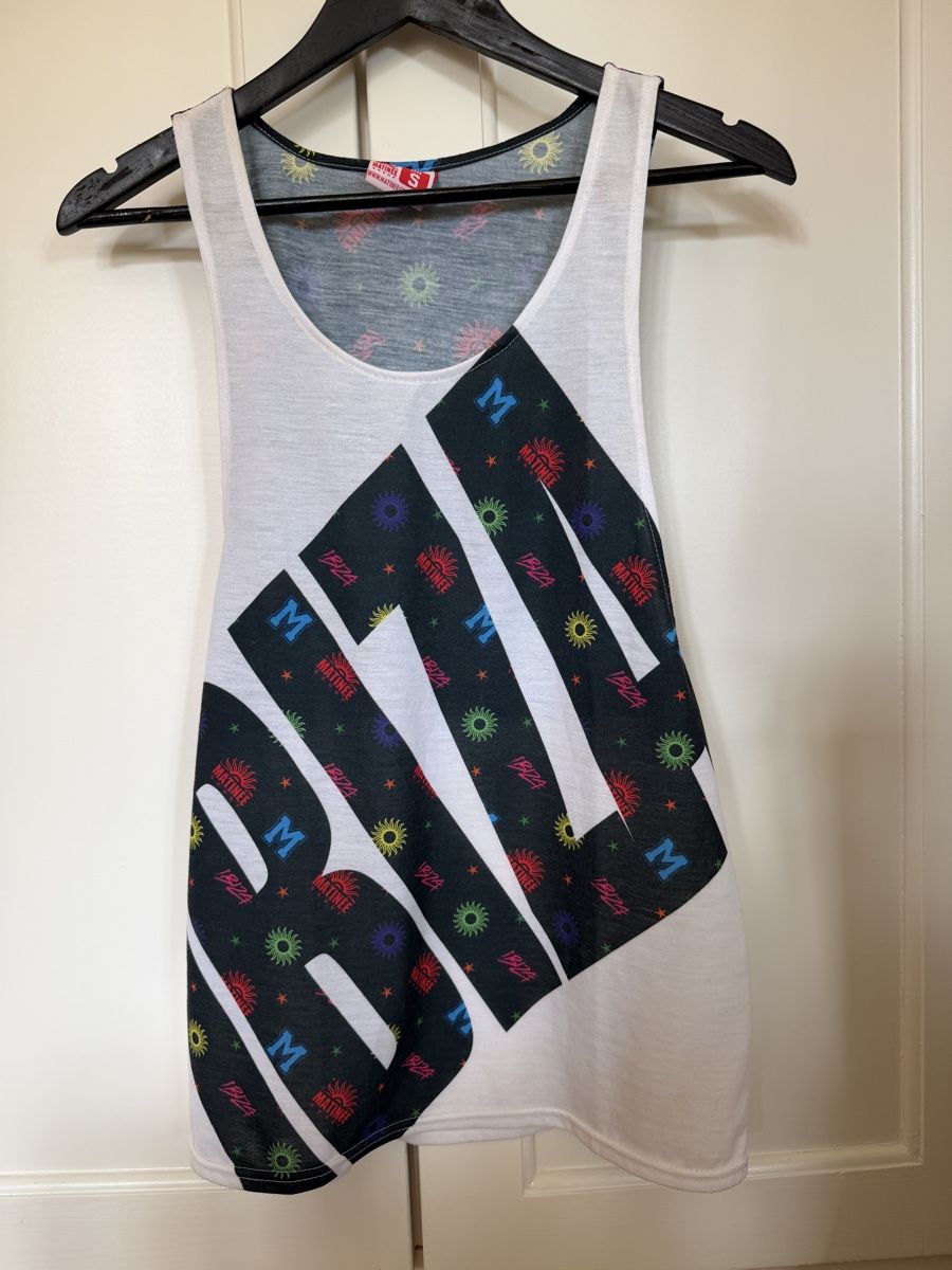 Top: IBIZA Matinée Tank Top - Summer Essential, Size Medium – Usato da Zürich venduto da shop_all